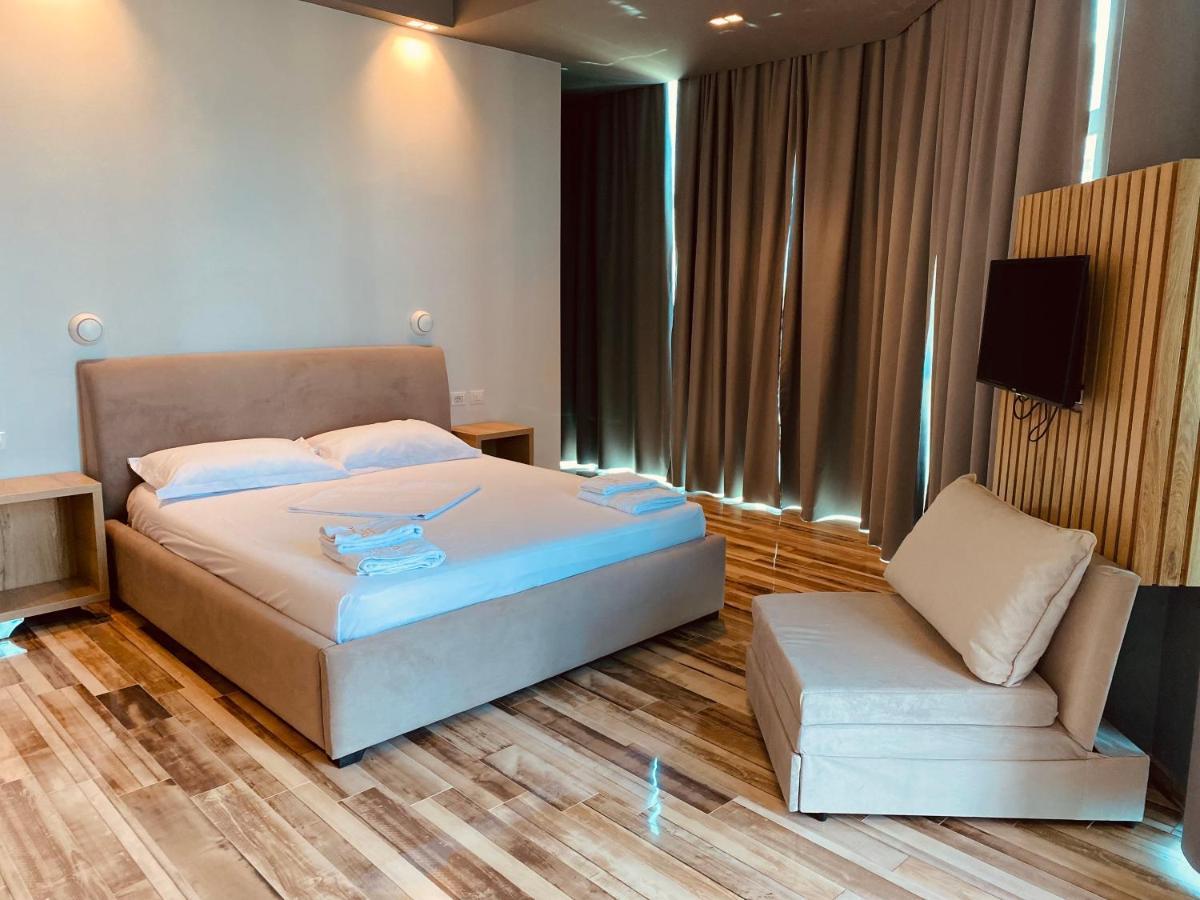Montecarlo Lungomare Vlore Luaran gambar